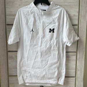 Michigan Jordan Men's White 1/4 Zip Windbreaker Short Sleeve Jacket